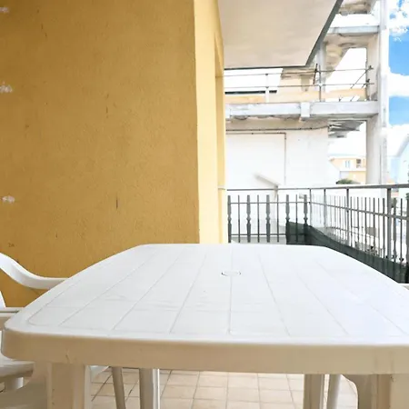 Apartment M423 - Marcelli, Comodo Trilocale A Due Passi Dal Mare *